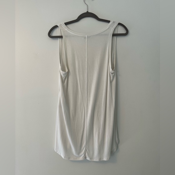 Aritzia- Babaton Plain White Tank - Picture 2 of 3